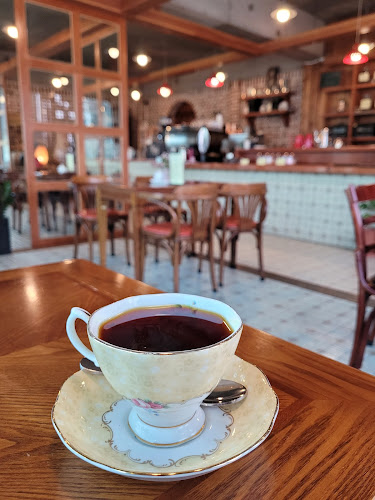 BOHEMIAN COFFEE 보헤미안 커피 - 강릉시