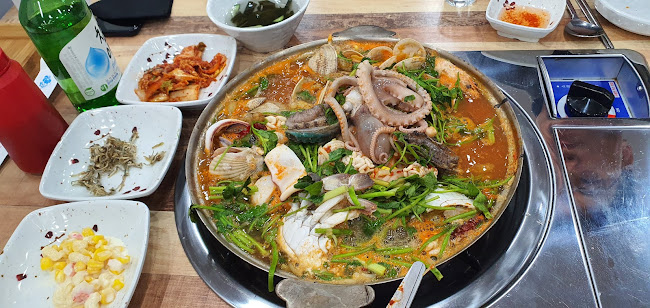 Comentarii opinii despre 섬마을해물탕