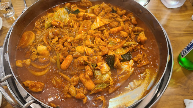 Opinii despre 꼬꼬닭갈비 în 창원시 - 외식업