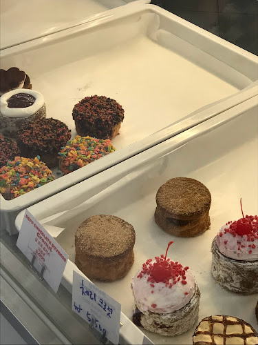 Comentarii opinii despre 밀키샵