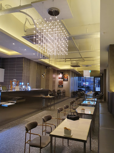 몰틀리 상남점 - 창원시