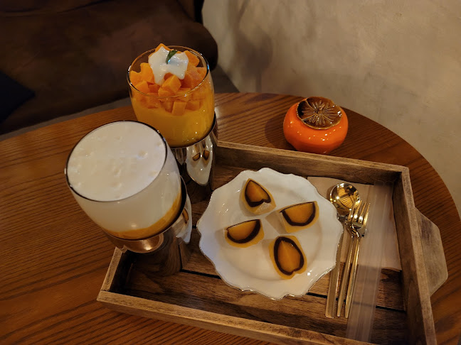 Cafe홍시궁 본점 - 전주시