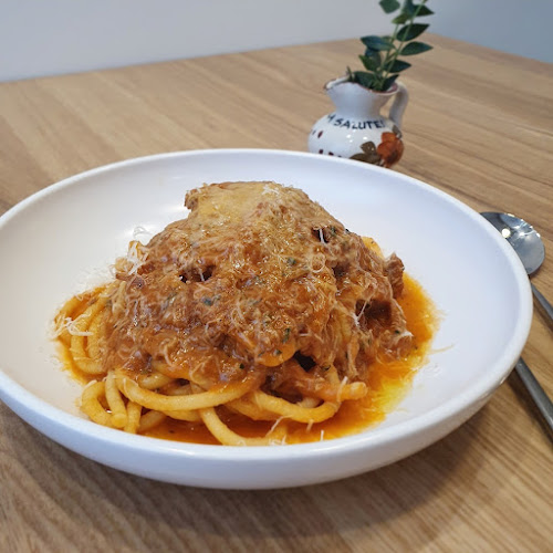 치아오렐레 이탈리안 레스토랑