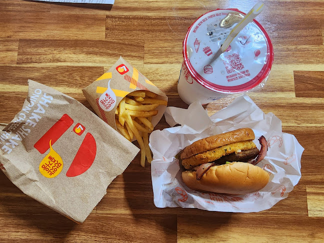 Opinii despre 롯데리아 김해어방점 în 김해시 - 외식업