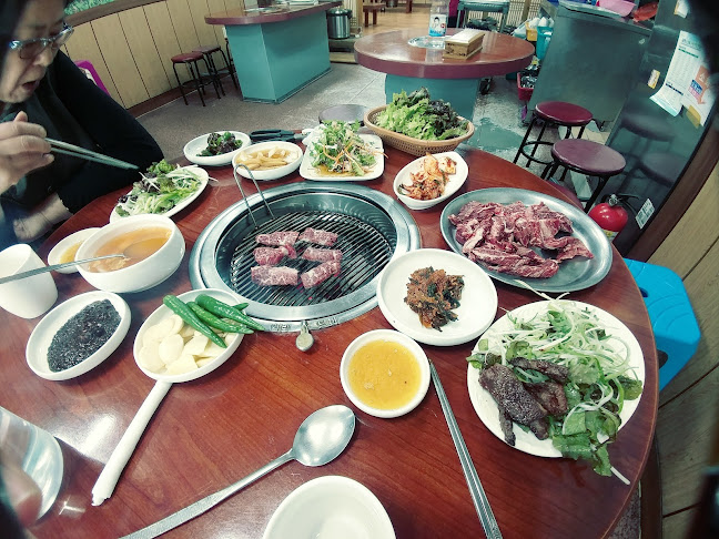 시장실비식당 - 외식업