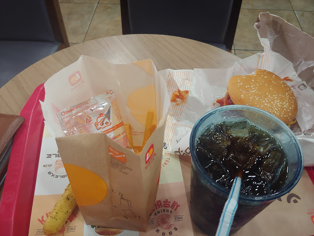 Comentarii opinii despre 롯데리아 춘천명동점