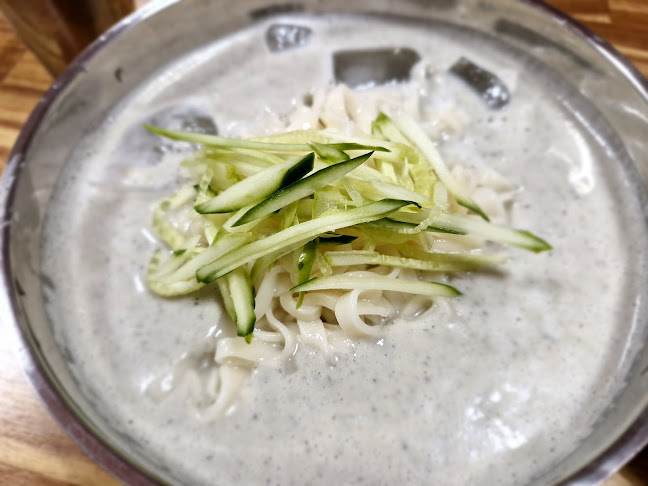 어머니손칼국수 - 외식업