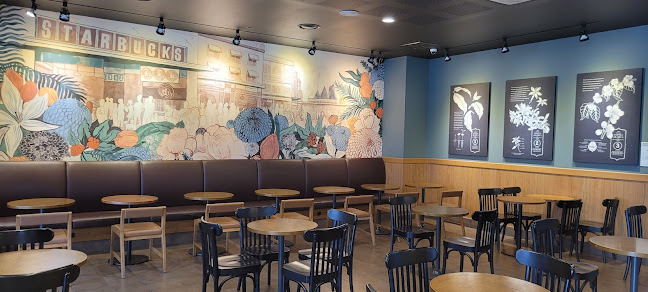 Opinii despre 스타벅스 양주고읍점 în 양주시 - 외식업