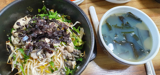 Opinii despre 소담굴밥집 în 아산시 - 외식업