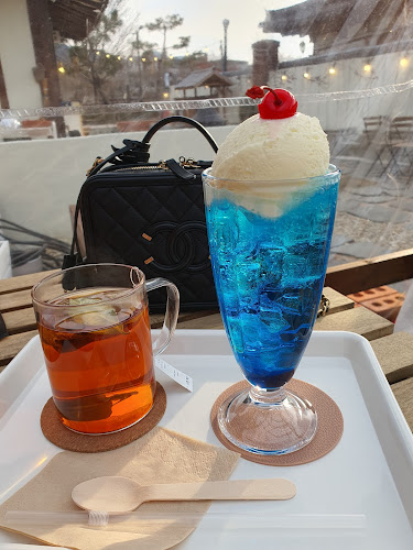 Comentarii opinii despre 너의고요 카페