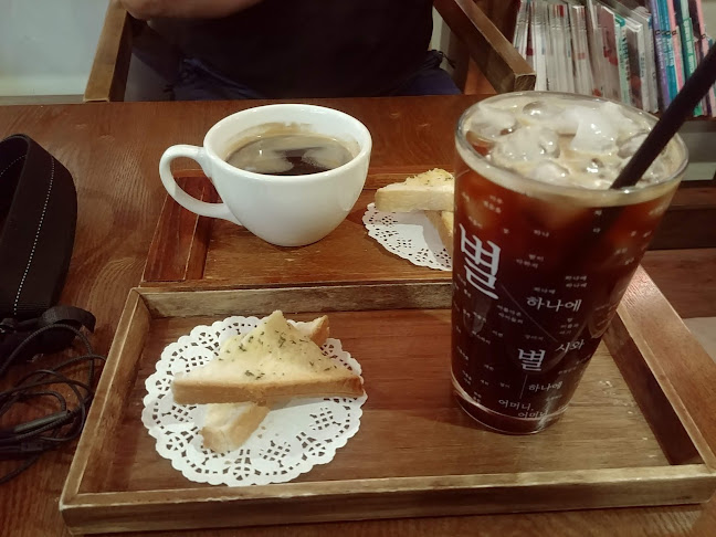 Comentarii opinii despre 카페소월