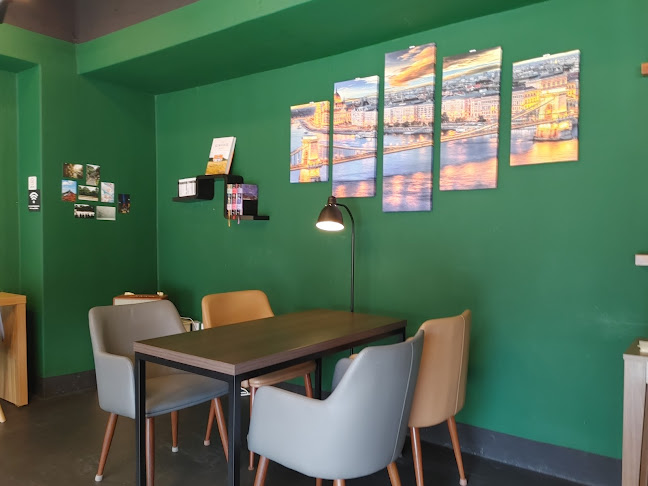 Opinii despre 카페 안온 în 창원시 - 외식업