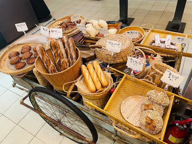 Opinii despre 흐쎄트 în 여수시 - 외식업