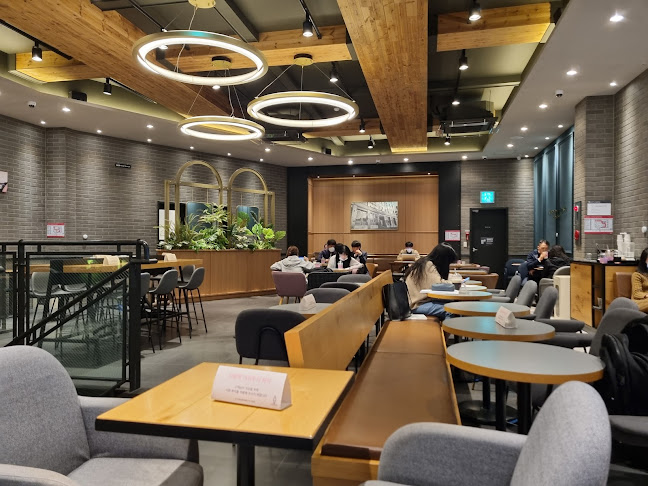 투썸플레이스 원주무실DT점