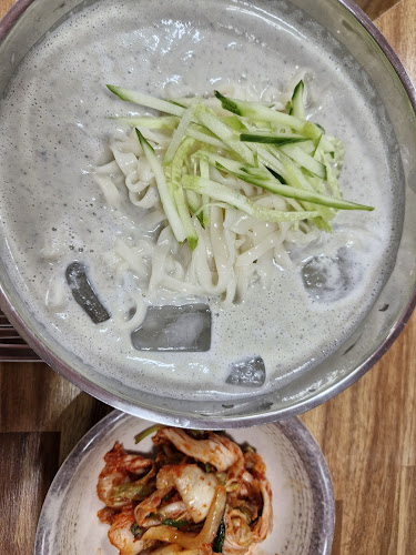 어머니손칼국수 - 외식업