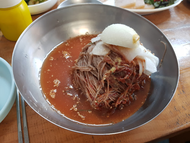 Comentarii opinii despre 퇴계막국수