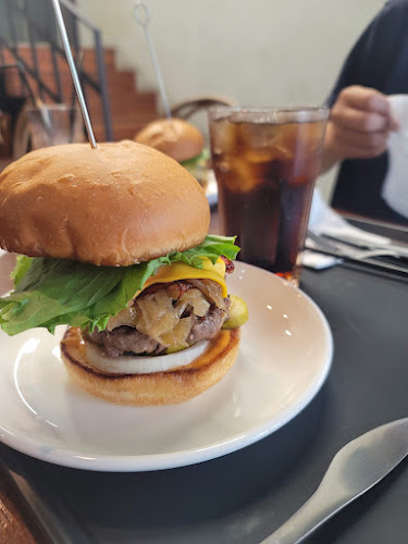 루키스버거 - 외식업