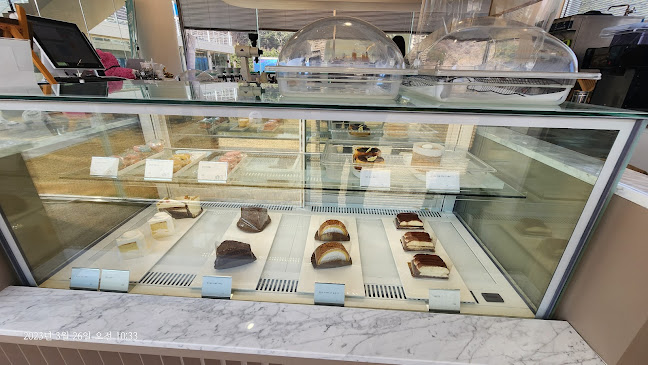 이오일스페이스