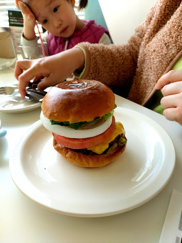 Comentarii opinii despre 하이파이브 아메리칸 다이너