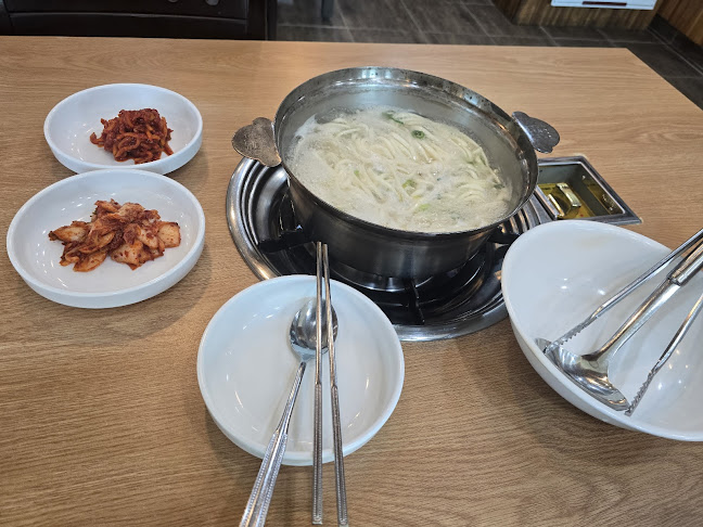 Opinii despre 느티나무 în 동두천시 - 외식업