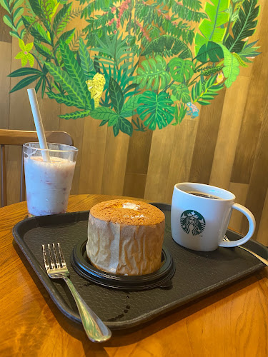 Opinii despre 스타벅스 전북대병원DT점 în 전주시 - 외식업