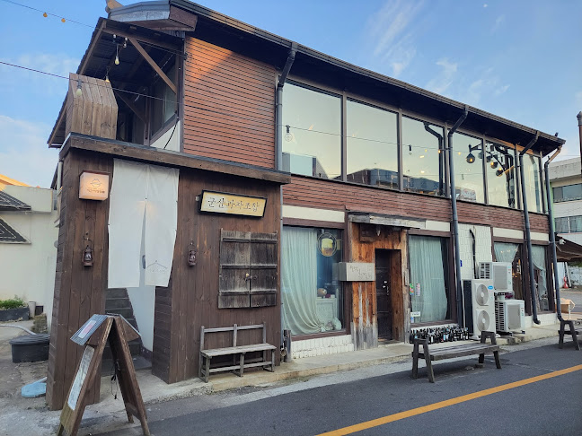 전북특별자치도 군산시 구영5길 68 KR 2층