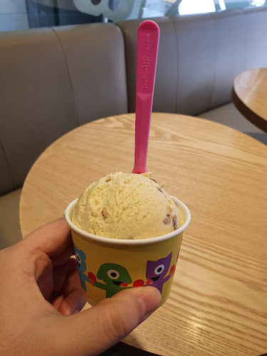 Comentarii opinii despre 배스킨라빈스 거제고현점 Baskin Robbins