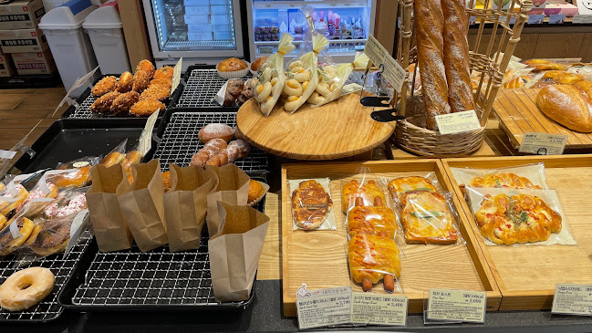 Comentarii opinii despre 뚜레쥬르 - 창원동읍점