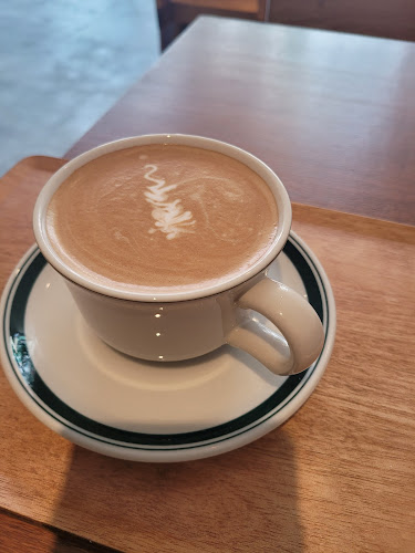 Opinii despre 카페 운트 în 수원시 - 외식업