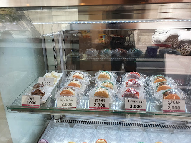 쉬크레마카롱영남대점 - 경산시