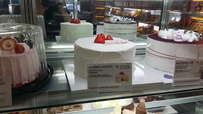 파리바게뜨 영천동부점