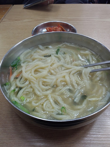 Comentarii opinii despre 국수집