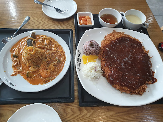 Opinii despre 홍익돈까스 익산점 în 익산시 - 외식업