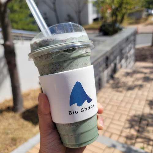 Opinii despre blushaak Geojejangpyeong 블루샥 거제장평점 în 거제시 - 외식업