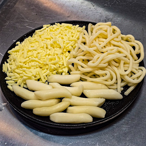 Comentarii opinii despre 유정춘천닭갈비막국수 남양주다산본점