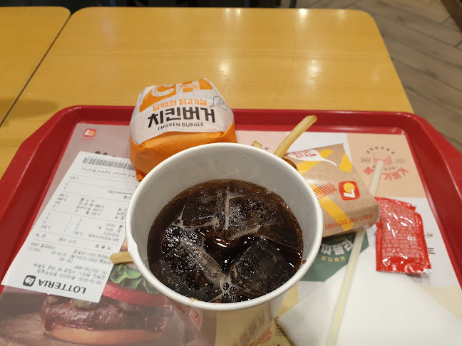 Opinii despre 롯데리아 원주무실점 în 원주시 - 외식업