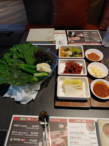 Opinii despre 돈블랑 분당서현점 în 성남시 - 외식업