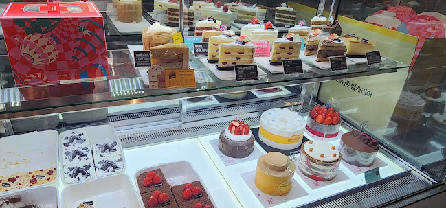 투썸플레이스 성남시청점 - 성남시