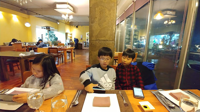 Opinii despre 델모니코스 în 춘천시 - 외식업