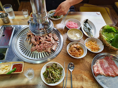 국민전통갈비진주점