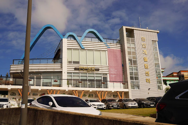 마을카페만인살롱 - 외식업