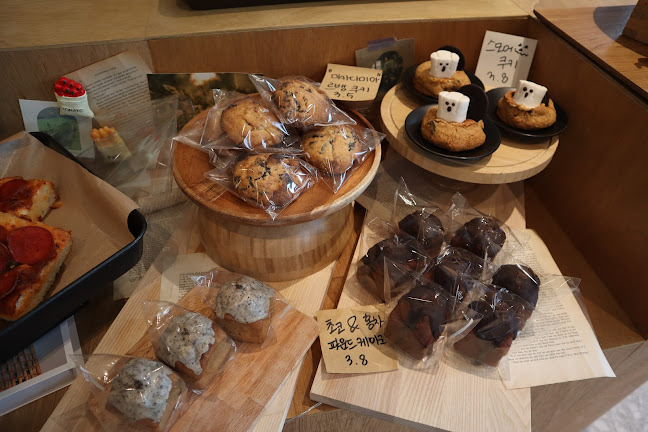 Opinii despre 더베럴빈 în 남구 - 외식업