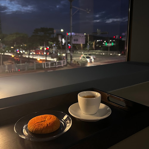 Opinii despre 셰이드 în 청주시 - 외식업