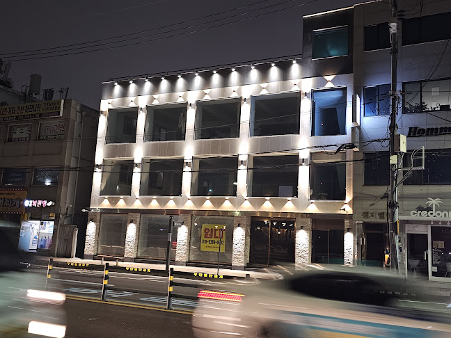 팔달구 남수동 60-4번지 1층 수원시 경기도 KR