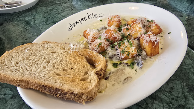 웬유바이트 - 외식업