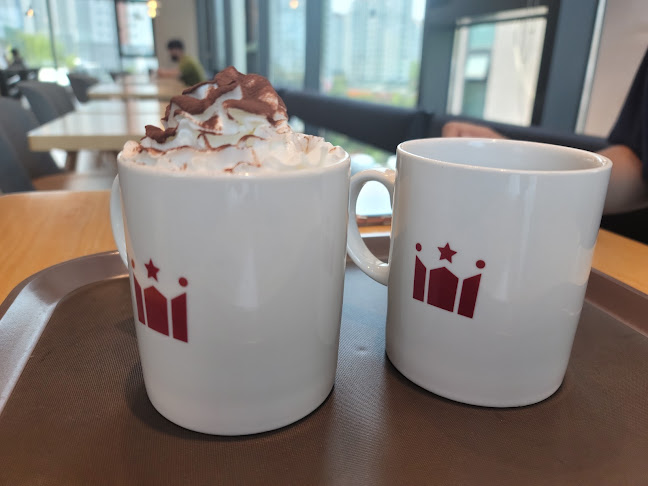 Comentarii opinii despre 할리스커피 명암레이크점