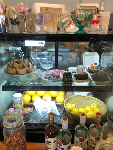 Opinii despre 맘인더가든 스카이워크점 în 춘천시 - 외식업