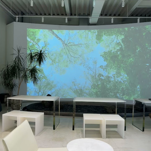 Opinii despre 어반런드렛 더 테라스 în 용인시 - 외식업