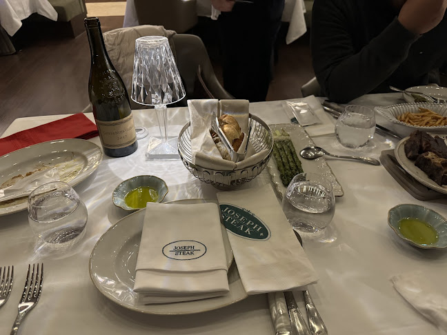 Opinii despre 조셉스테이크 în 성남시 - 외식업