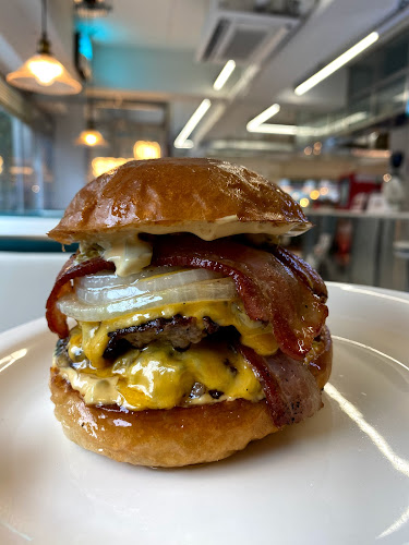 하이파이브 아메리칸 다이너 - 외식업